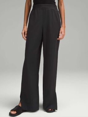 Lululemon Stretch Woven Wide-Leg High-Rise Pant Black EUC